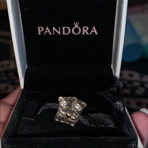 Pandora charm; two bears holding gold heart💛